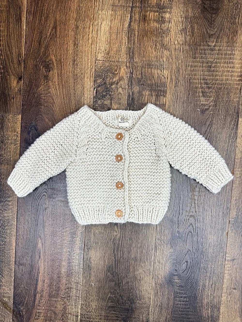 Huggalugs knit  Sweater Baby 12-18m Like New